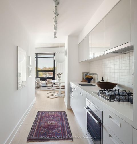 Photo 8 at 405 - 1239 Dundas Street W, Bellwoods, Toronto