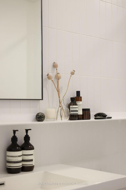 Photo 12 at 405 - 1239 Dundas Street W, Bellwoods, Toronto