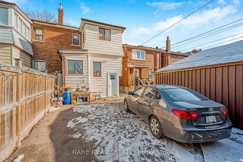 Photo 17 at 216 Oakwood Avenue, Oakwood Village, Toronto