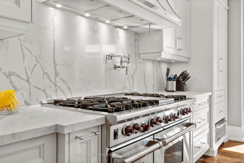Photo 10 at 143 Highland Crescent, York Mills, Toronto