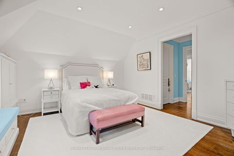Photo 31 at 143 Highland Crescent, York Mills, Toronto
