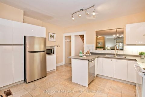 Photo 5 at 62 Keystone Avenue, Danforth, Toronto
