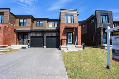 Photo 0 at 16 Fairlane Avenue, Painswick South, Barrie