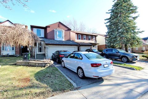 Photo 1 at 19 Sandyhook Square, Steeles, Toronto