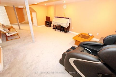 Photo 32 at 19 Sandyhook Square, Steeles, Toronto