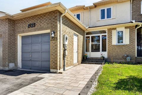 Photo 1 at 1523 Bentley Lane, Brock Ridge, Pickering
