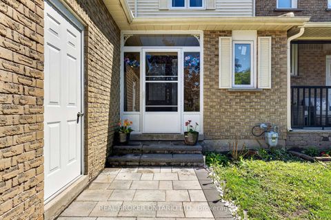 Photo 3 at 1523 Bentley Lane, Brock Ridge, Pickering
