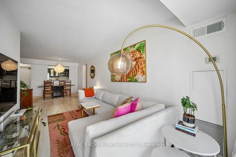 Photo 5 at 503 - 70 Mill Street, Waterfront Communities C8, Toronto