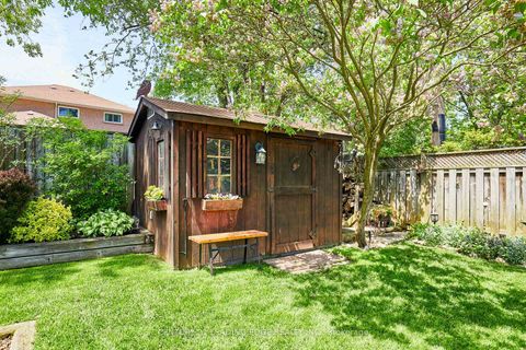 Photo 6 at 108 Gradwell Drive, Cliffcrest, Toronto