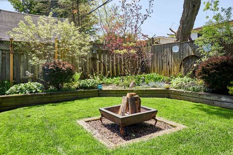 Photo 7 at 108 Gradwell Drive, Cliffcrest, Toronto