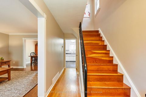 Photo 15 at 108 Gradwell Drive, Cliffcrest, Toronto