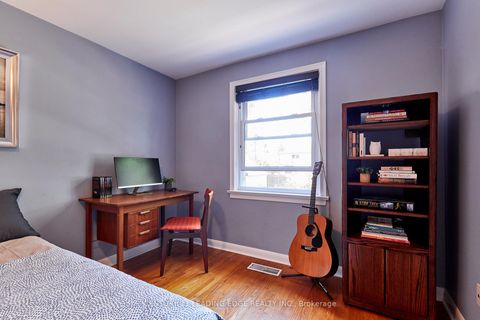 Photo 30 at 108 Gradwell Drive, Cliffcrest, Toronto