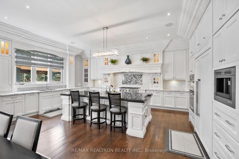 Photo 10 at 7 Winchfield Place, Don Mills, Toronto