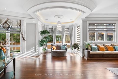 Photo 15 at 7 Winchfield Place, Don Mills, Toronto