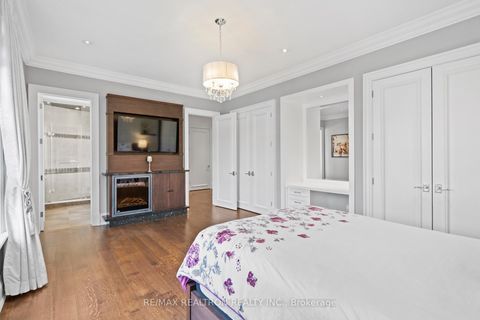 Photo 30 at 7 Winchfield Place, Don Mills, Toronto