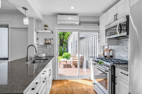 Photo 9 at 29 Elvina Gardens, Mount Pleasant East, Toronto