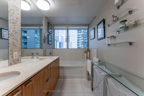 Photo 10 at 2903 - 375 King Street W, Waterfront Communities C1, Toronto