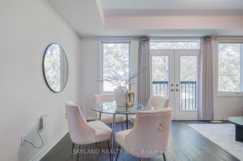 Photo 7 at 66 Puisaya Drive, Rural Richmond Hill, Richmond Hill