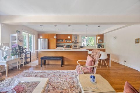 Photo 12 at 19 Talwood Drive, Don Mills, Toronto