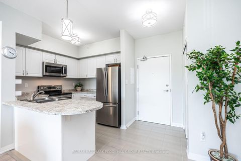 Photo 4 at 404 - 295 Cundles Road E, Little Lake, Barrie