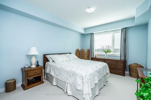 Photo 6 at 404 - 295 Cundles Road E, Little Lake, Barrie