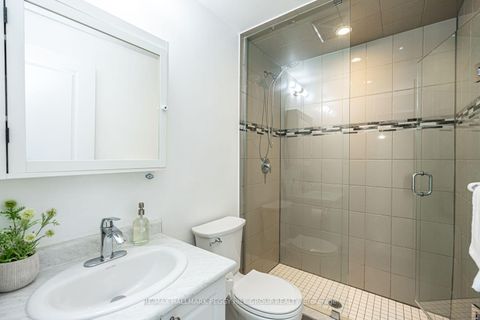 Photo 7 at 404 - 295 Cundles Road E, Little Lake, Barrie