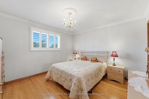 Photo 18 at 40 Birdwood Court, Steeles, Toronto