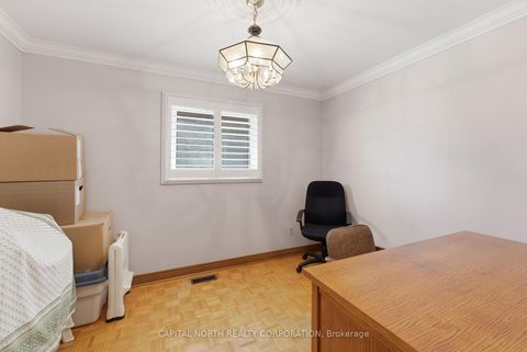 Photo 25 at 40 Birdwood Court, Steeles, Toronto
