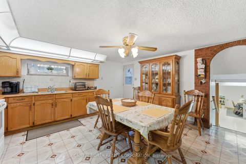 Photo 32 at 40 Birdwood Court, Steeles, Toronto