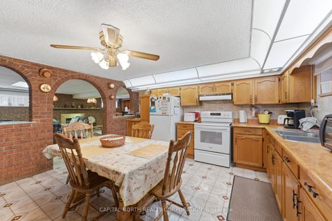 Photo 34 at 40 Birdwood Court, Steeles, Toronto
