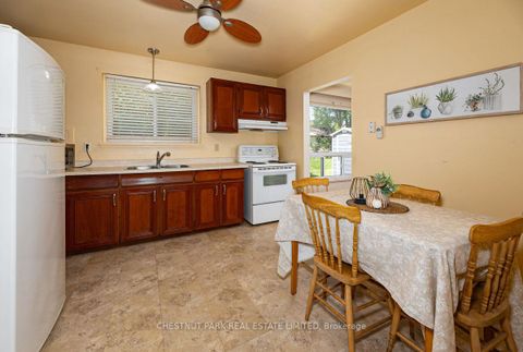 Photo 7 at 14 Vanderbrent Crescent, Richview, Toronto