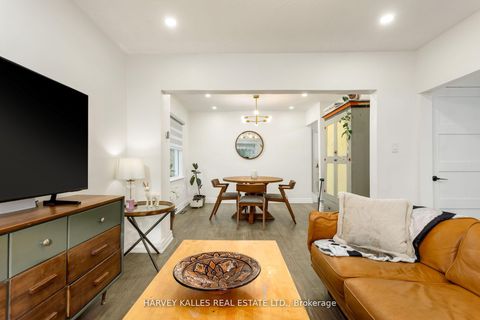 Photo 10 at 139 King Edward Avenue, Lumsden, Toronto