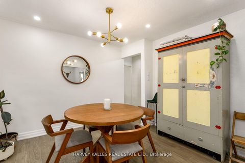 Photo 15 at 139 King Edward Avenue, Lumsden, Toronto