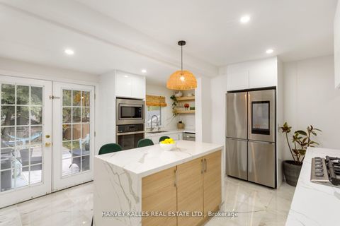 Photo 21 at 139 King Edward Avenue, Lumsden, Toronto