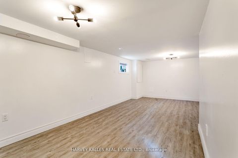 Photo 37 at 139 King Edward Avenue, Lumsden, Toronto