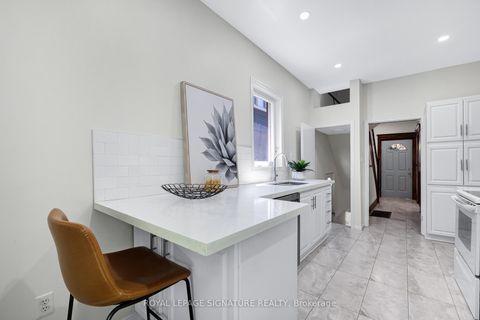 Photo 8 at 90 Roselawn Avenue, Eglinton, Toronto