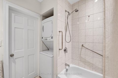 Photo 16 at 90 Roselawn Avenue, Eglinton, Toronto