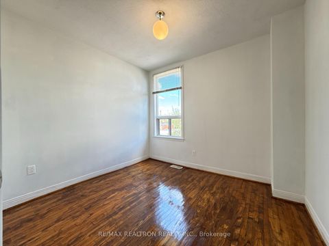 Photo 10 at 399 Brock Avenue, Dufferin Grove, Toronto