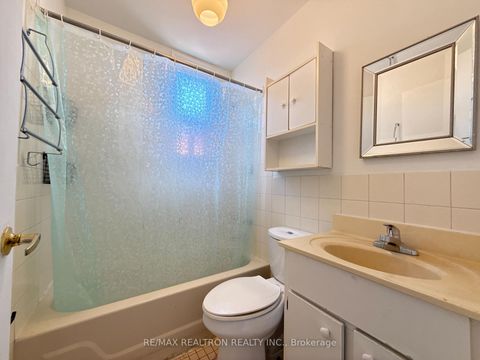 Photo 13 at 399 Brock Avenue, Dufferin Grove, Toronto