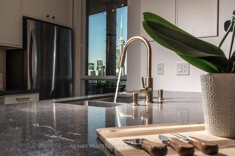 Photo 14 at 3804 - 219 Fort York Boulevard, Niagara, Toronto