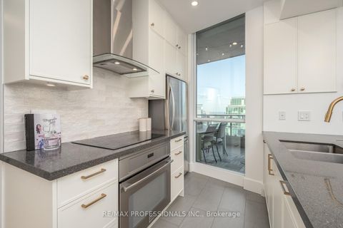 Photo 15 at 3804 - 219 Fort York Boulevard, Niagara, Toronto