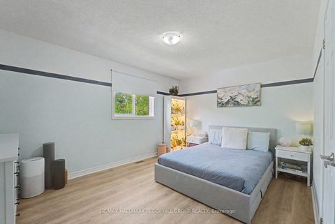 Photo 14 at 26 Kenwell Crescent, Holly, Barrie