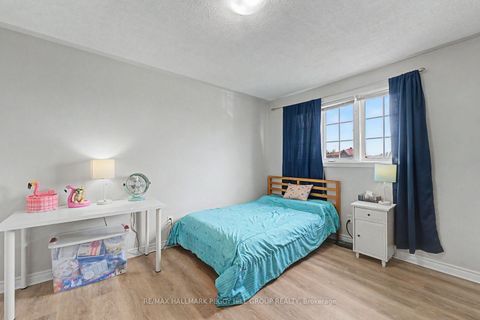 Photo 15 at 26 Kenwell Crescent, Holly, Barrie