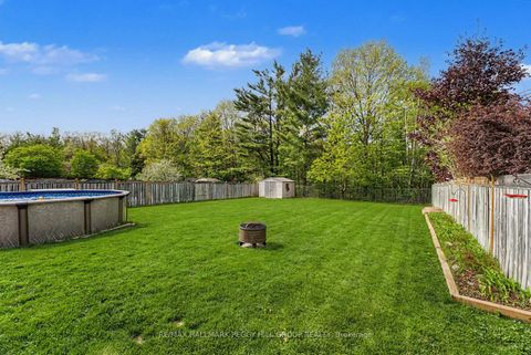 Photo 19 at 26 Kenwell Crescent, Holly, Barrie