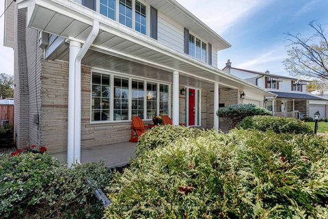 Photo 4 at 8 Markwood Crescent, Markland Wood, Toronto