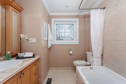 Photo 40 at 8 Markwood Crescent, Markland Wood, Toronto