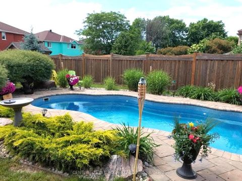 Photo 30 at 14 Round Leaf Court, Holly, Barrie