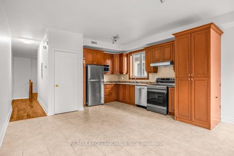 Photo 4 at 213 Major Street, University, Toronto