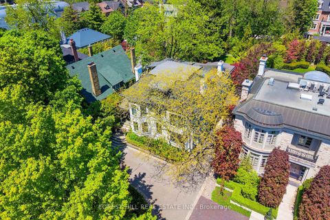 Photo 1 at 12 Shorncliffe Avenue, Casa Loma, Toronto