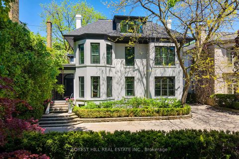 Photo 2 at 12 Shorncliffe Avenue, Casa Loma, Toronto